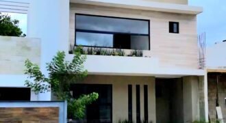 Casa en Venta Residencial Arbolada de 3 recámaras en Cancún